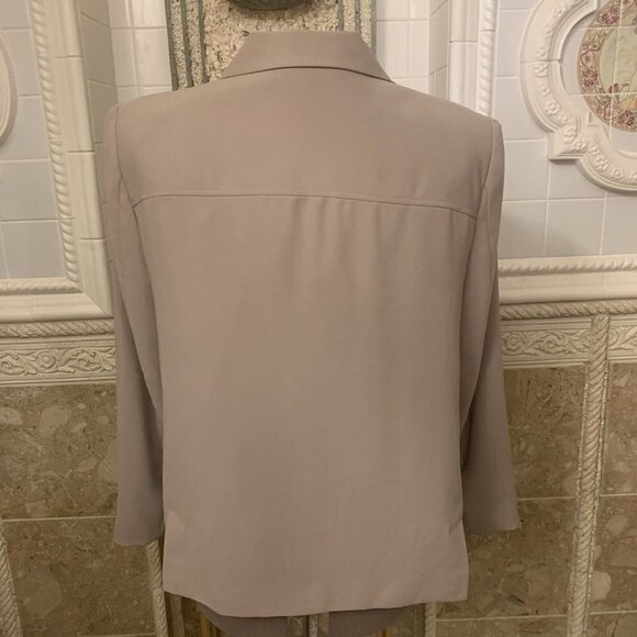 Preston & York. Size 16W. Professional Lined Long Sleeve Button Up Jacket. DD - Picture 4 of 5